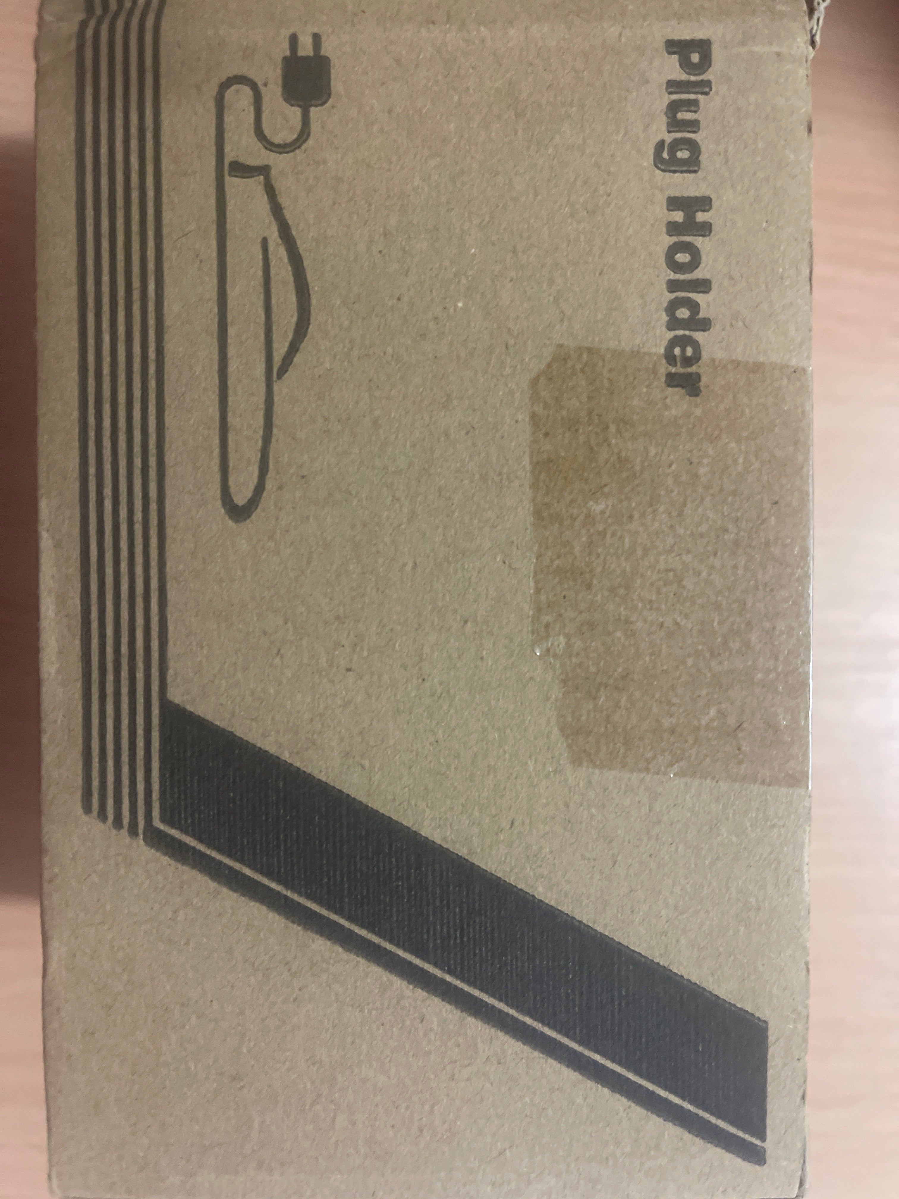 👉
Practical wall plug holder designed to keep cables and plugs organized and off the floor.