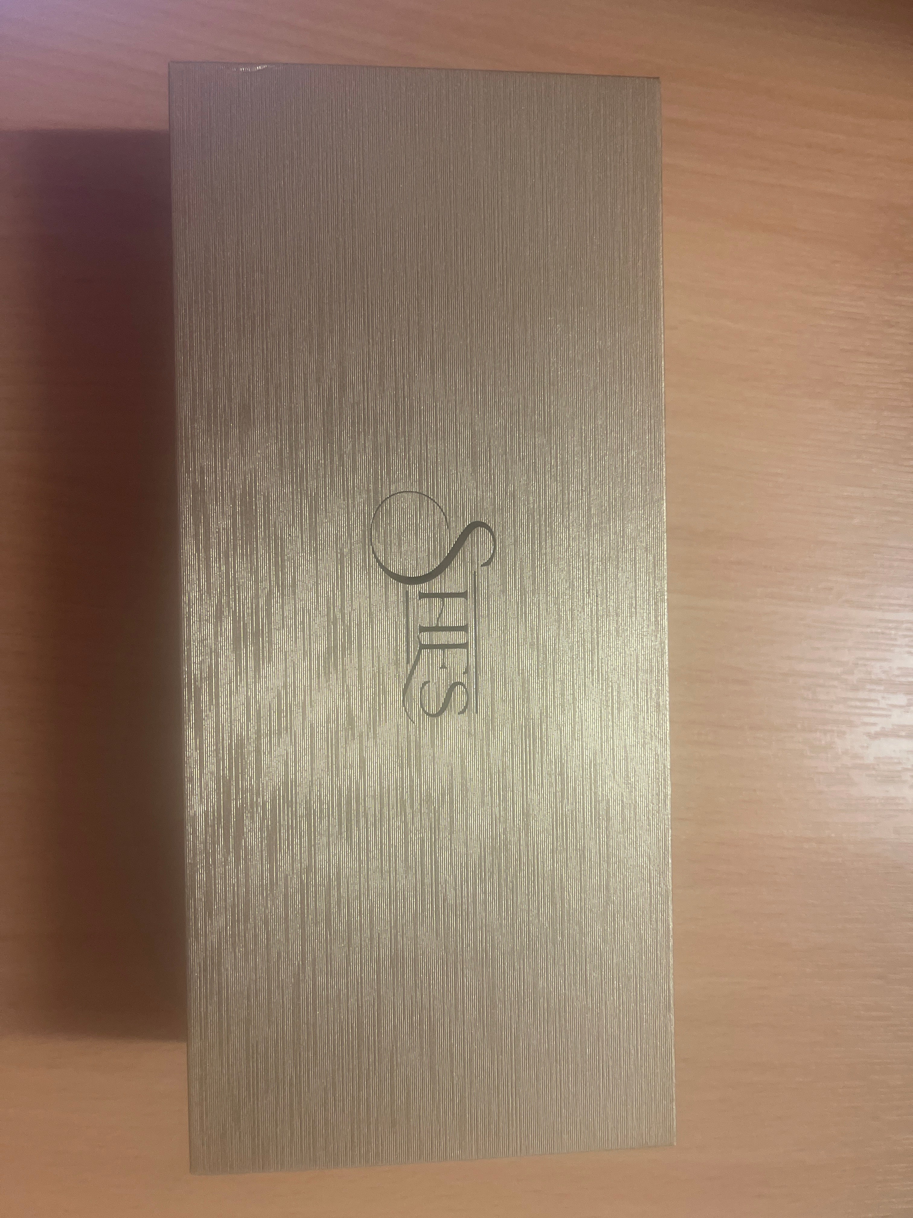 👉
Luxury SHES polarized sunglasses with elegant design and premium finish.